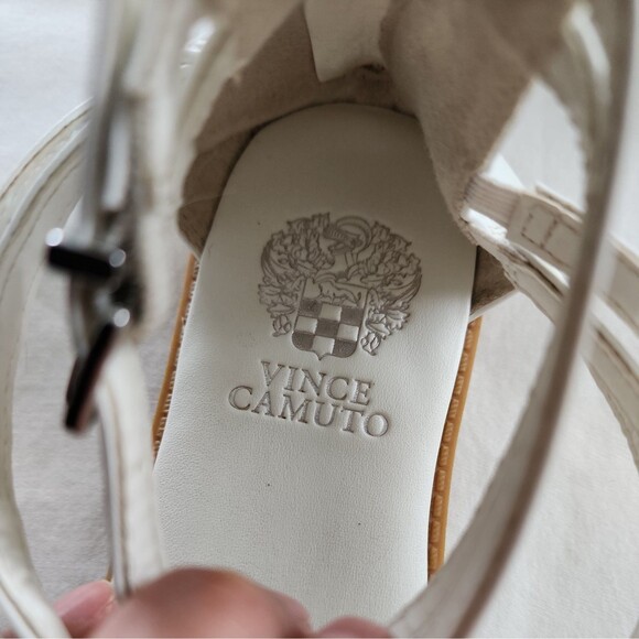 VINCE CAMUTO Girl's Sz 3 Gladiator Sandals Shoes, White studded Party Dressy - Picture 3 of 11